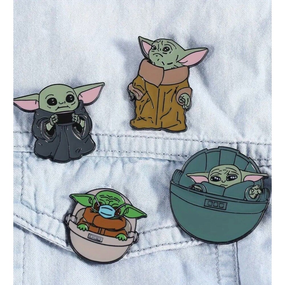 Disney Star Wars The Mandalorian Baby Yoda The Child NEW Enamel Lapel 4 Pin Set